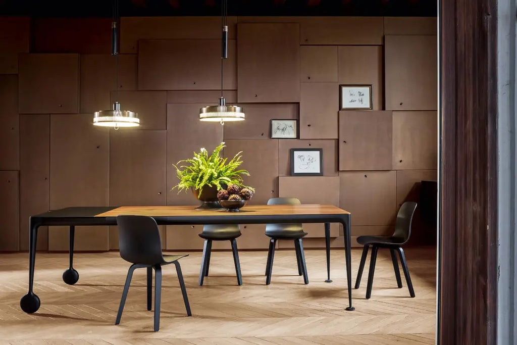 Grand Motion Extendable Table